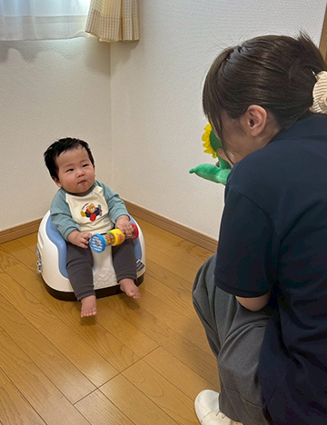 子供と母親の画像